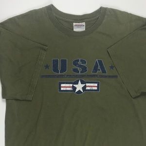 Adult large USA t-shirt